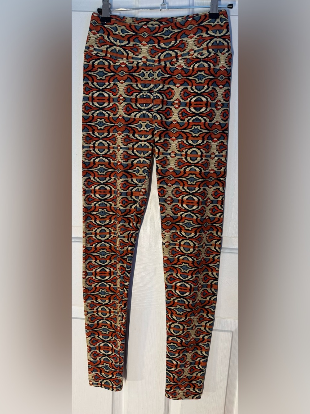 LULAROE ONE SIZE Red Blue Tan Snake print leggings medium 2/$14